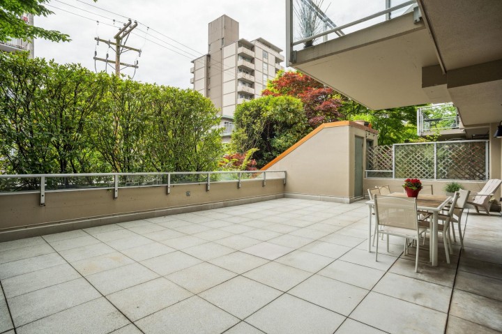 Photo 22 at 100 - 1688 Robson Street, West End VW, Vancouver West