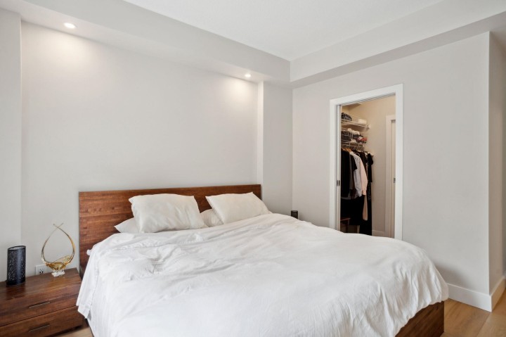 Photo 14 at 100 - 1688 Robson Street, West End VW, Vancouver West