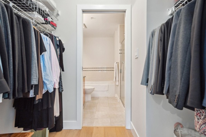 Photo 15 at 100 - 1688 Robson Street, West End VW, Vancouver West