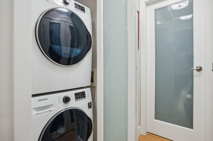 Photo 19 at 100 - 1688 Robson Street, West End VW, Vancouver West