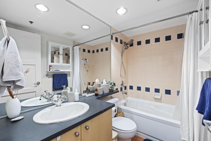 Photo 15 at 1105 - 819 Hamilton Street, Downtown VW, Vancouver West