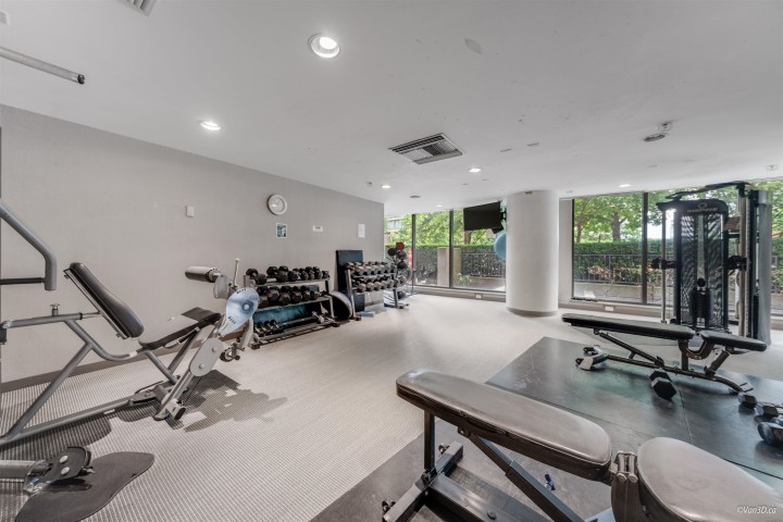 Photo 23 at 703 - 33 Smithe Street, Yaletown, Vancouver West