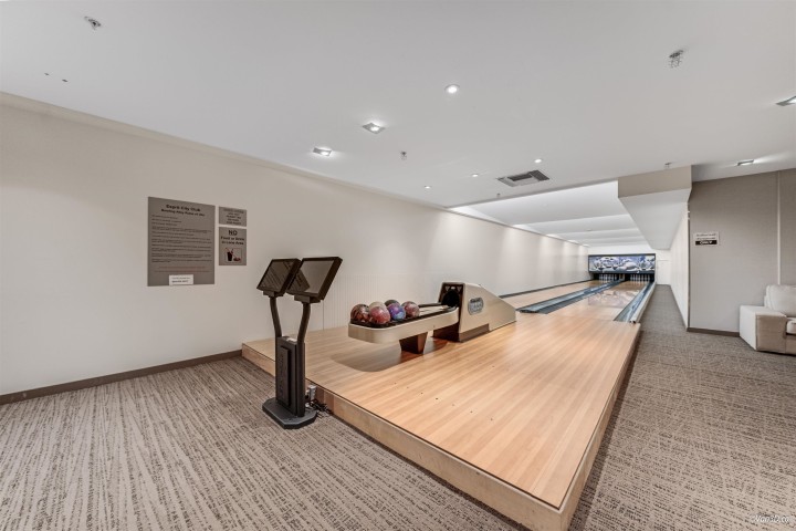 Photo 29 at 703 - 33 Smithe Street, Yaletown, Vancouver West