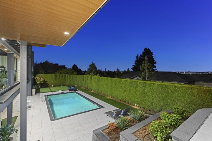 Photo 40 at 1130 Eyremount Drive, British Properties, West Vancouver