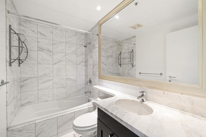 Photo 23 at 1002 - 499 Broughton Street, Coal Harbour, Vancouver West