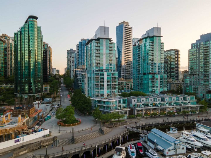 Photo 6 at 1002 - 499 Broughton Street, Coal Harbour, Vancouver West