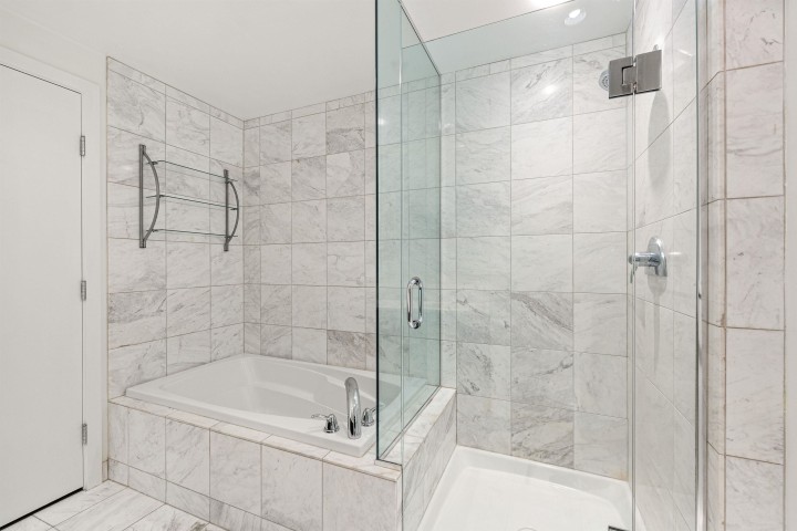 Photo 32 at 1002 - 499 Broughton Street, Coal Harbour, Vancouver West