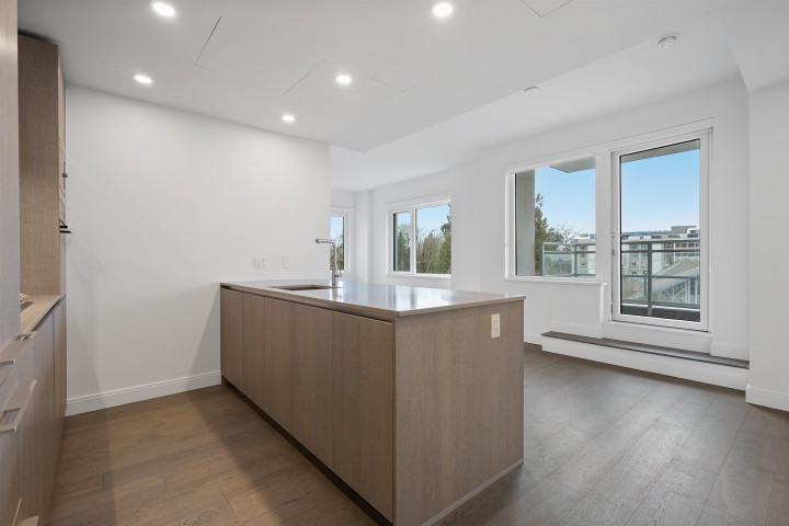 Photo 14 at 302 - 4908 Cambie Street, Cambie, Vancouver West