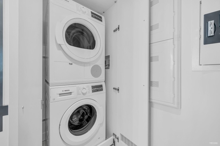 Photo 16 at 3312 - 1289 Hornby Street, Downtown VW, Vancouver West