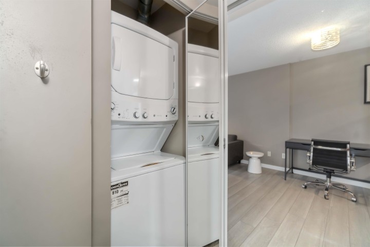 Photo 15 at 613 - 1082 Seymour Street, Downtown VW, Vancouver West