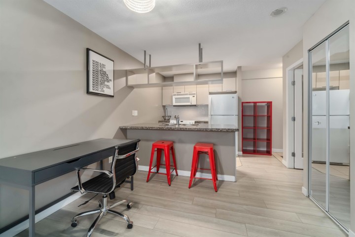 Photo 11 at 613 - 1082 Seymour Street, Downtown VW, Vancouver West