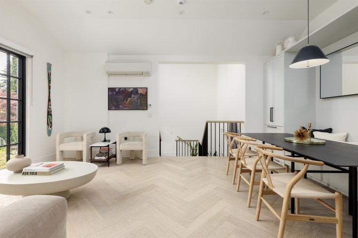 Photo 9 at 2502 W 33rd Avenue, MacKenzie Heights, Vancouver West