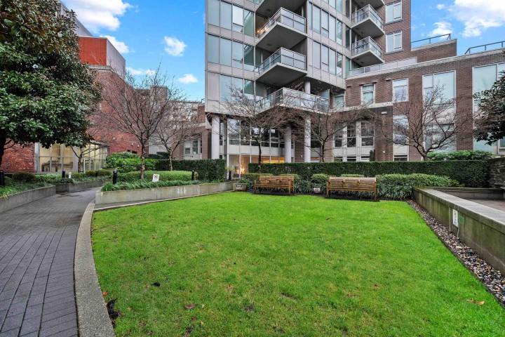Photo 26 at 512 - 445 W 2nd Avenue, False Creek, Vancouver West