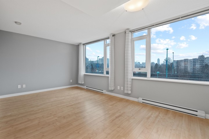 Photo 7 at 512 - 445 W 2nd Avenue, False Creek, Vancouver West