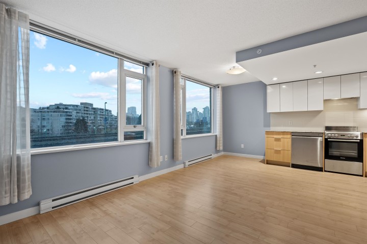 Photo 10 at 512 - 445 W 2nd Avenue, False Creek, Vancouver West