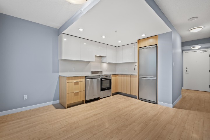 Photo 14 at 512 - 445 W 2nd Avenue, False Creek, Vancouver West