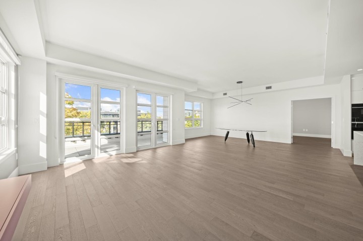 Photo 2 at 504 - 6168 East Boulevard, Kerrisdale, Vancouver West