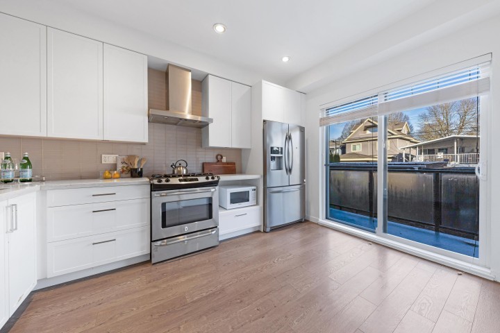 Photo 4 at 2763 Duke Street, Collingwood VE, Vancouver East