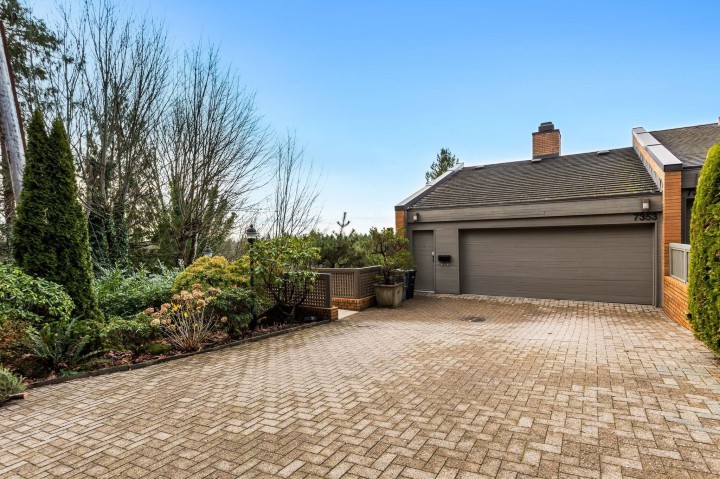 Photo 3 at 7353 Yew Street, Southlands, Vancouver West