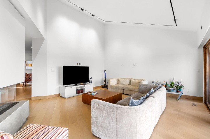 Photo 11 at 7353 Yew Street, Southlands, Vancouver West