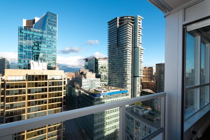 Photo 24 at 2102 - 833 Seymour Street, Downtown VW, Vancouver West