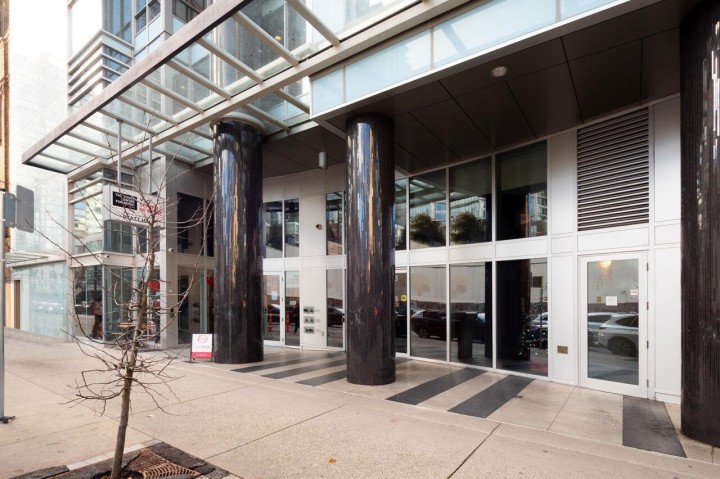 Photo 30 at 2102 - 833 Seymour Street, Downtown VW, Vancouver West