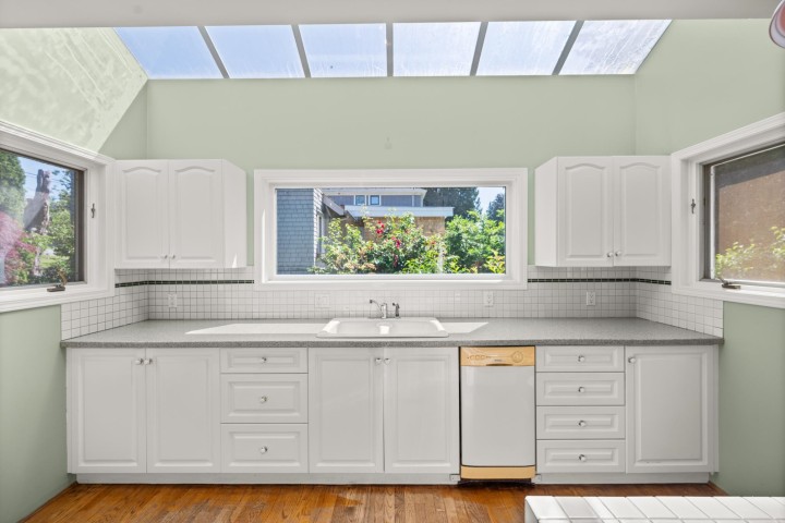 Photo 14 at 3470 W 43rd Avenue, Southlands, Vancouver West