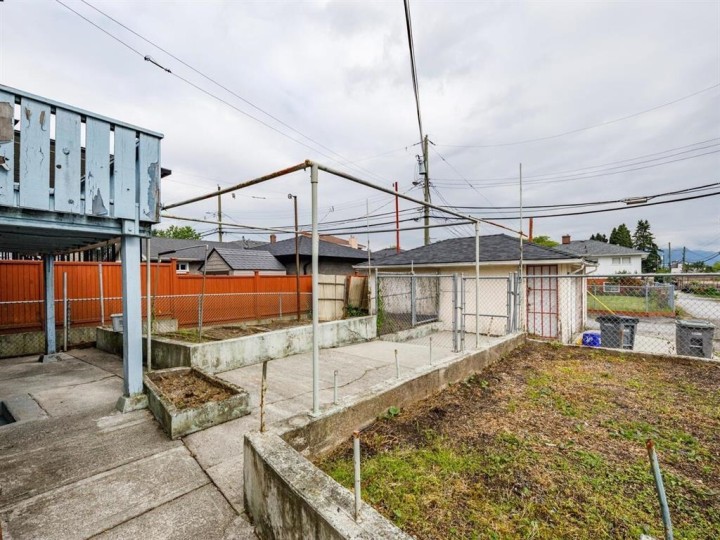 Photo 17 at 3687 E 26th Avenue, Renfrew Heights, Vancouver East