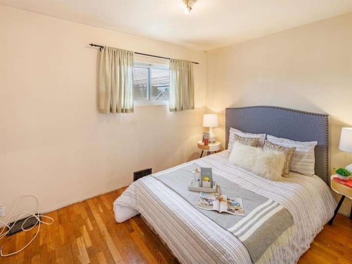 Photo 5 at 3687 E 26th Avenue, Renfrew Heights, Vancouver East