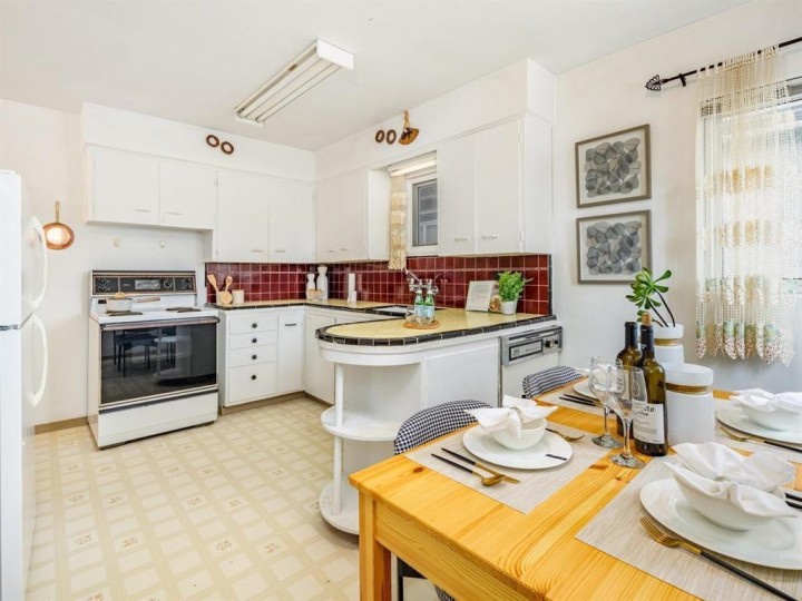Photo 8 at 3687 E 26th Avenue, Renfrew Heights, Vancouver East