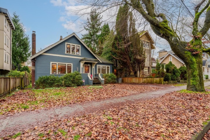 Photo 1 at 660 W 13th Avenue, Fairview VW, Vancouver West