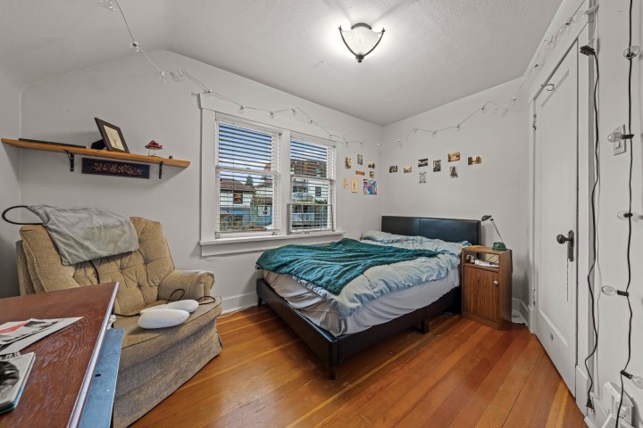 Photo 14 at 660 W 13th Avenue, Fairview VW, Vancouver West