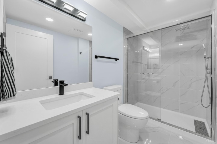 Photo 31 at 2755 Skilift Place, Chelsea Park, West Vancouver