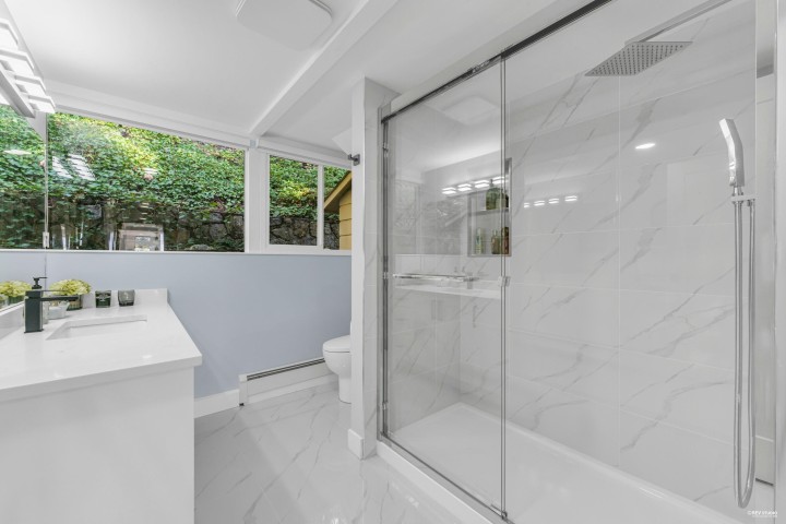 Photo 29 at 2755 Skilift Place, Chelsea Park, West Vancouver