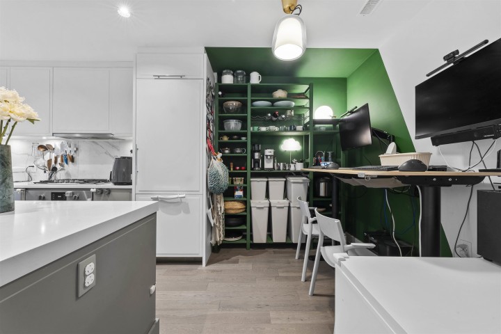 Photo 15 at 7605 Yukon Street, Marpole, Vancouver West