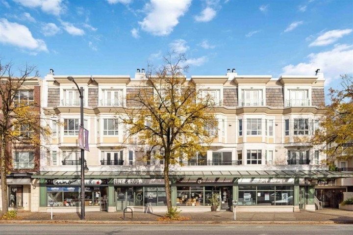 Photo 18 at 307 - 2545 W Broadway, Kitsilano, Vancouver West