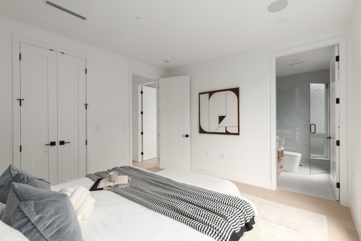 Photo 17 at 2 - 475 W 20th Avenue, Cambie, Vancouver West