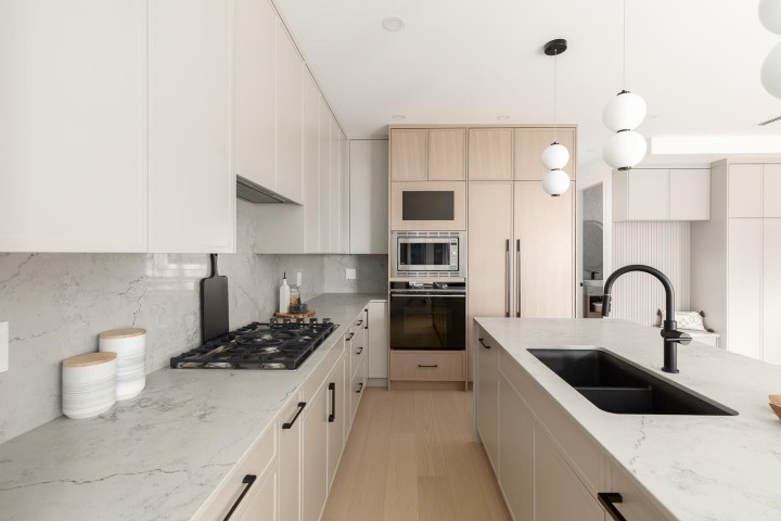 Photo 8 at 2 - 475 W 20th Avenue, Cambie, Vancouver West