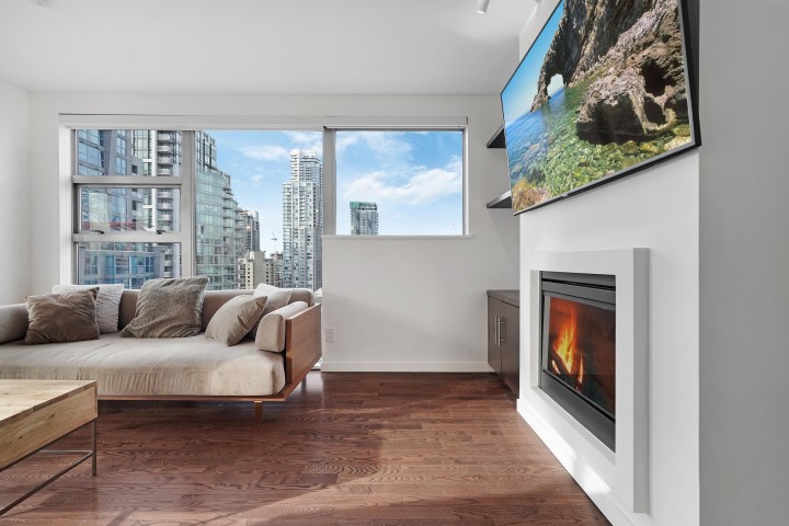 Photo 11 at 2404 - 1225 Richards Street, Downtown VW, Vancouver West