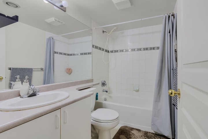 Photo 17 at 64 - 2727 E Kent Avenue North, South Marine, Vancouver East