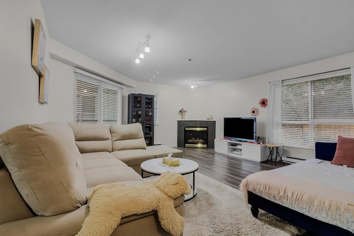 Photo 3 at 64 - 2727 E Kent Avenue North, South Marine, Vancouver East