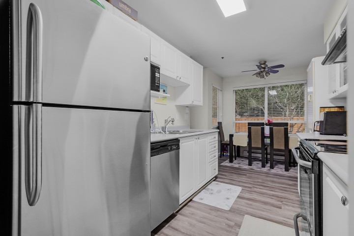 Photo 8 at 64 - 2727 E Kent Avenue North, South Marine, Vancouver East