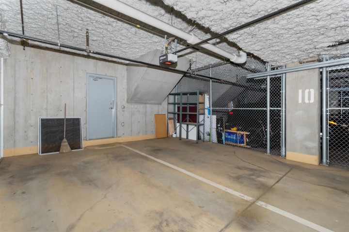 Photo 16 at 765 W 42nd Avenue, Oakridge VW, Vancouver West