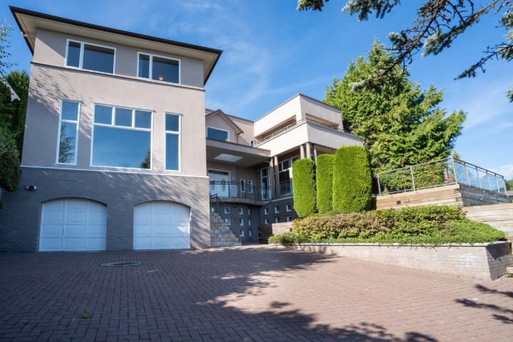 Photo 2 at 1437 Bramwell Road, Chartwell, West Vancouver