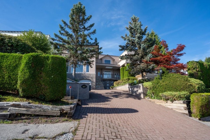 Photo 3 at 1437 Bramwell Road, Chartwell, West Vancouver