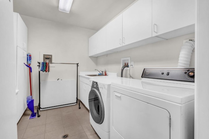 Photo 28 at 1437 Bramwell Road, Chartwell, West Vancouver