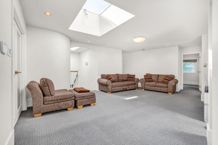 Photo 21 at 1437 Bramwell Road, Chartwell, West Vancouver