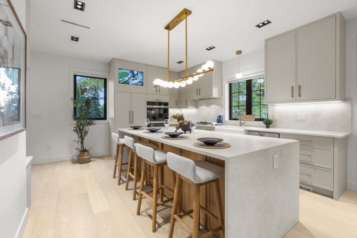 Photo 3 at 5528 Balaclava Street, Kerrisdale, Vancouver West