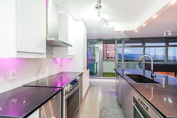 Photo 6 at 3004 - 438 Seymour Street, Downtown VW, Vancouver West