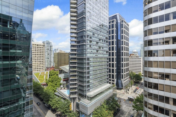 Photo 17 at 1506 - 1060 Alberni Street, West End VW, Vancouver West